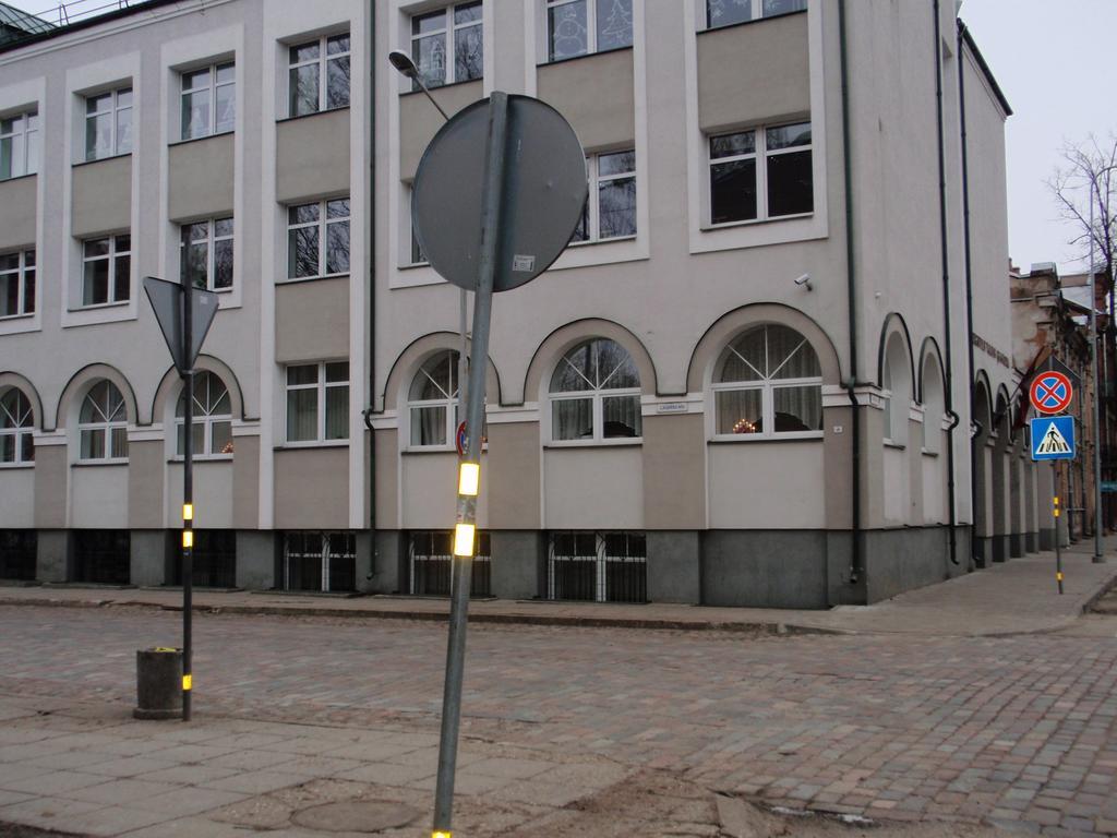 Central Cietoksna Street Apartment Νταουγκαβπίλς Εξωτερικό φωτογραφία